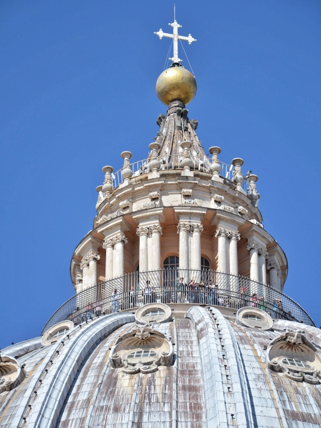 vatikaani pietarinkirkon kupoli